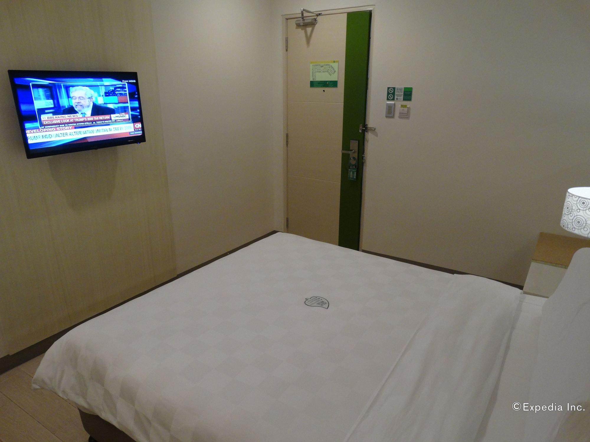 Go Hotels Lanang - Davao City Екстериор снимка