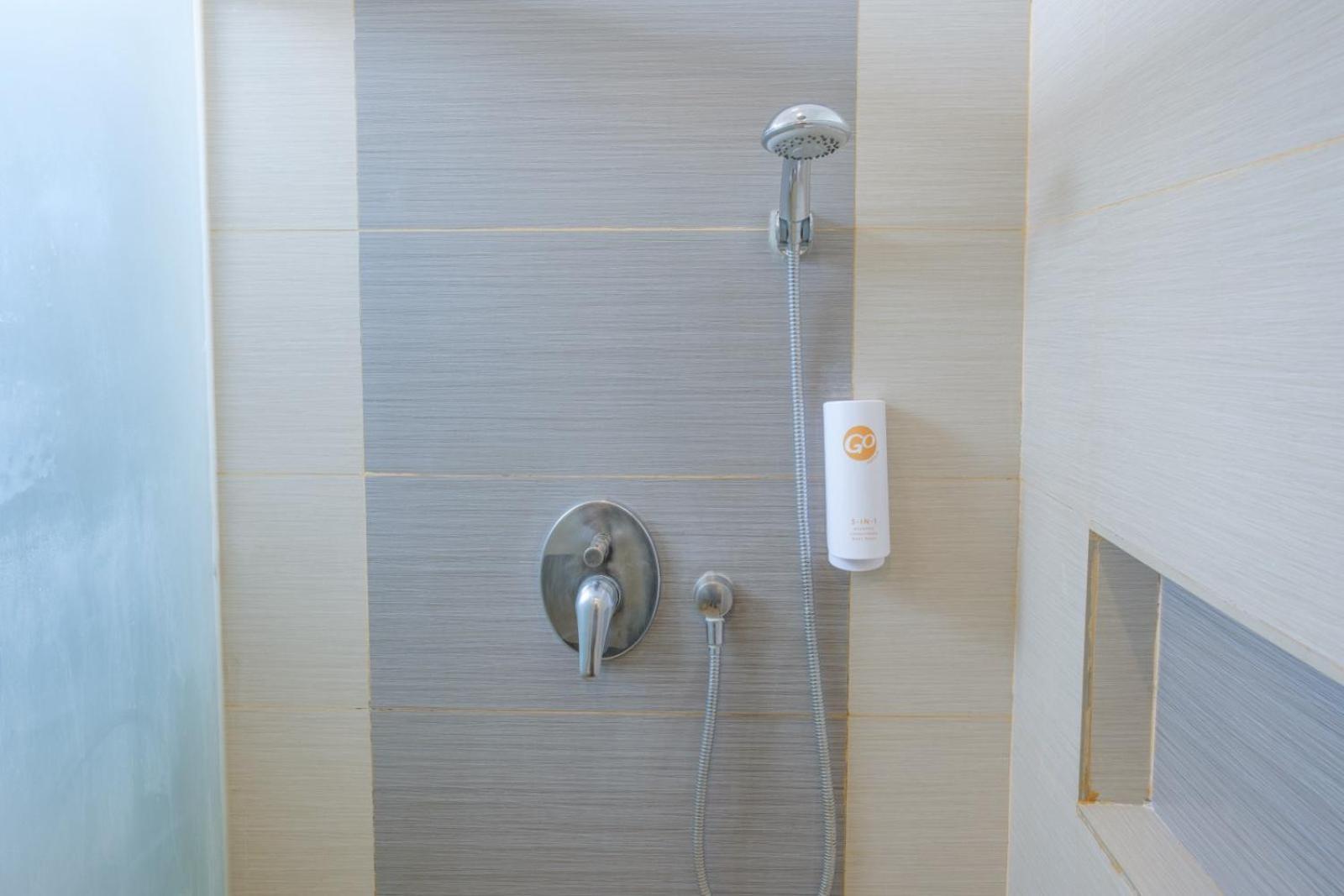 Go Hotels Lanang - Davao City Екстериор снимка