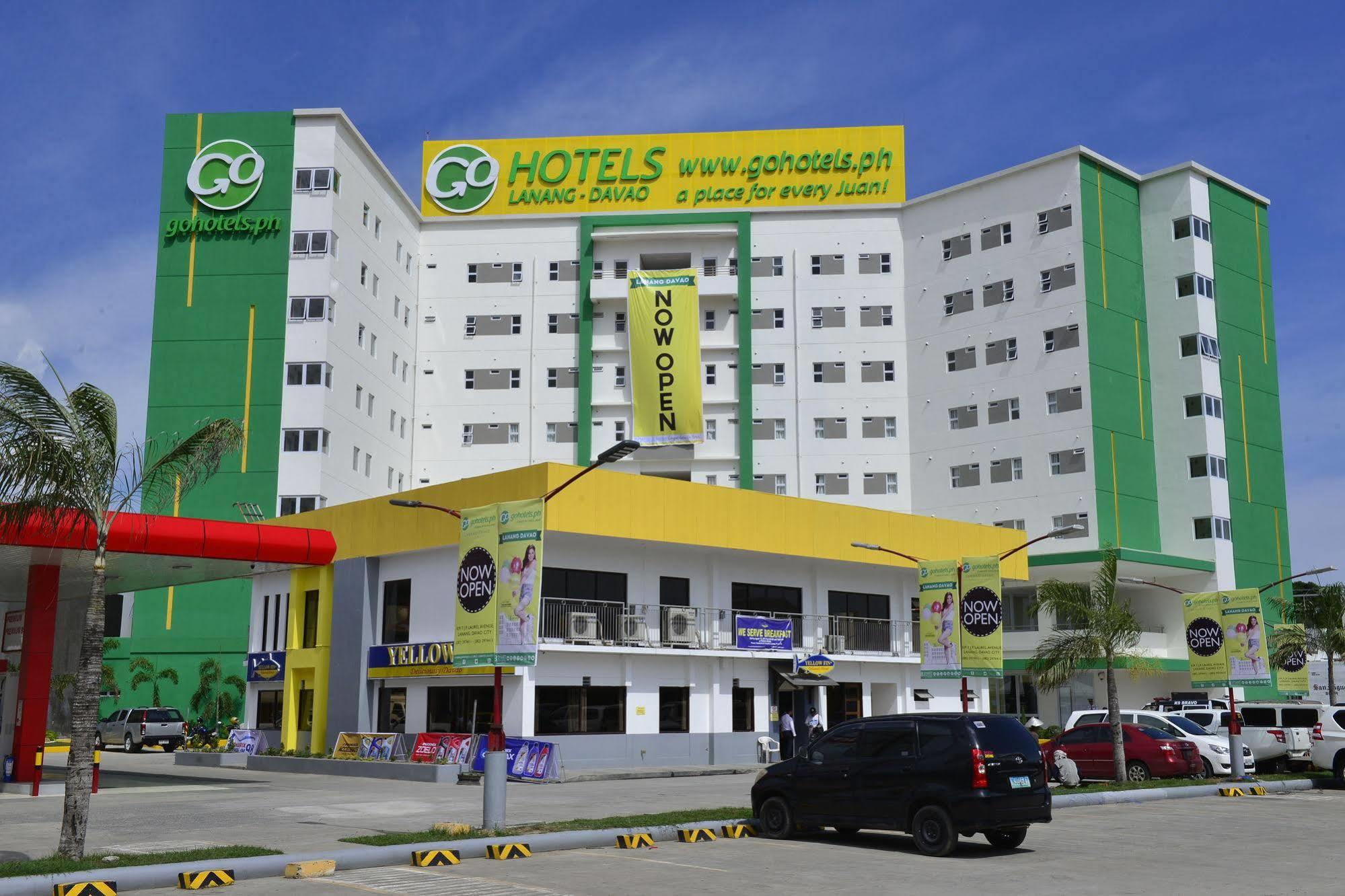 Go Hotels Lanang - Davao City Екстериор снимка