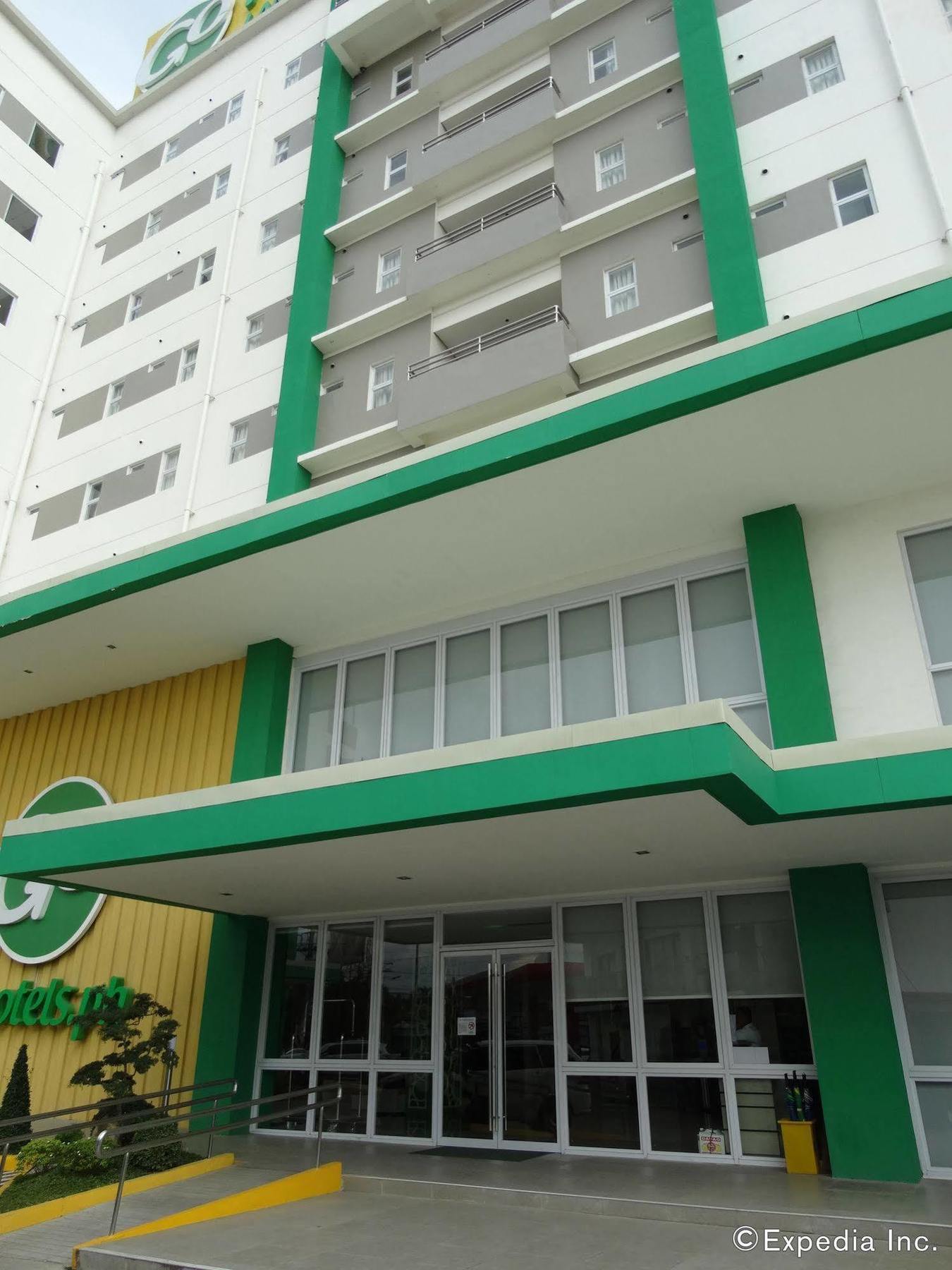Go Hotels Lanang - Davao City Екстериор снимка