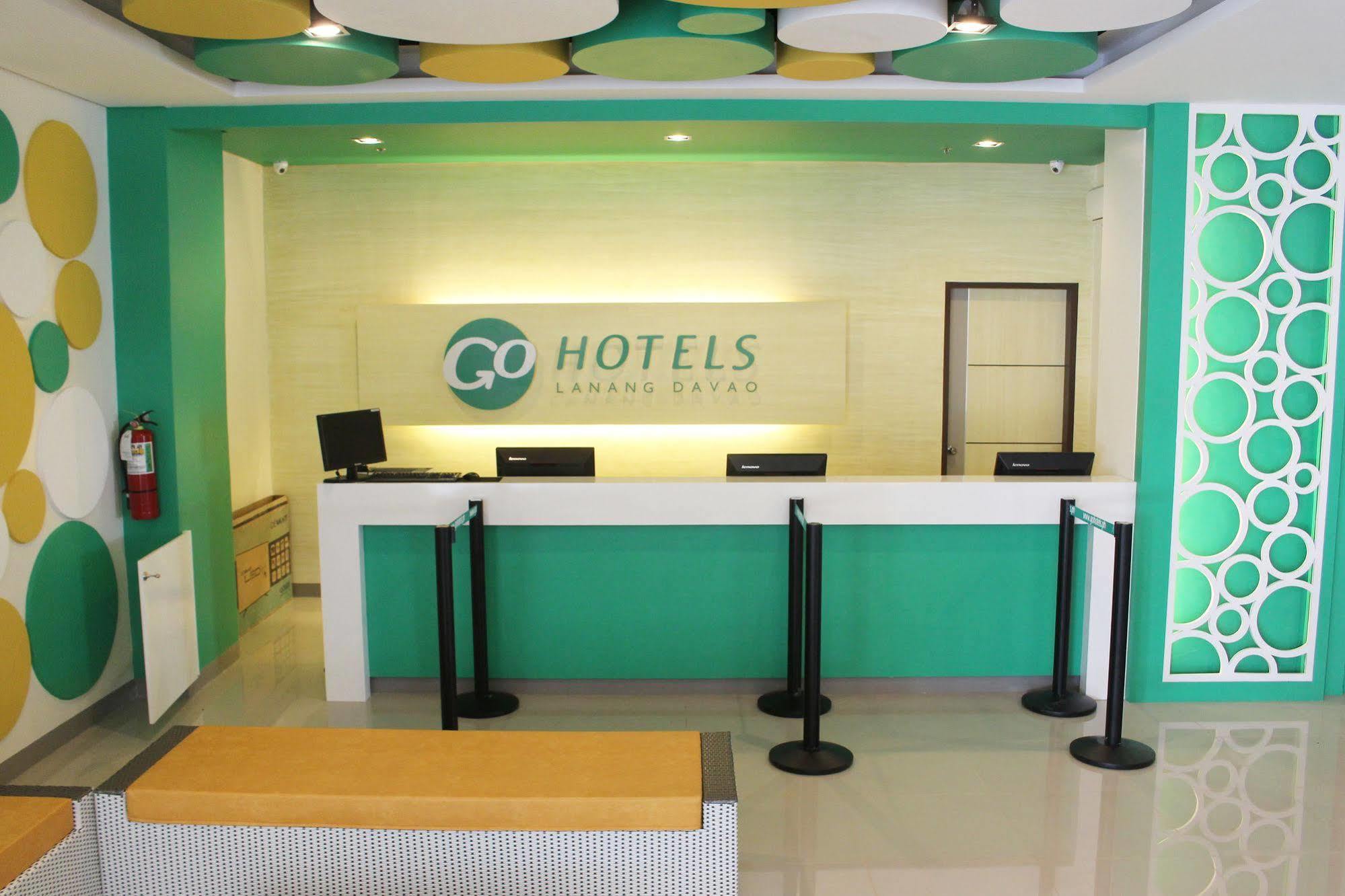 Go Hotels Lanang - Davao City Екстериор снимка
